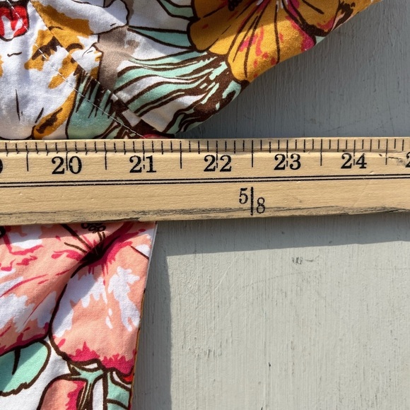 Men's Hot Topic Shirt Multicolor Corgi Hawaiian M TIKI Surf Art Deco Tropical - Picture 10 of 12